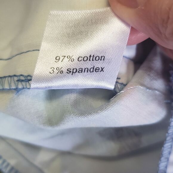 MODBE Chino-Style Patterned Shorts 6 - Picture 9 of 9